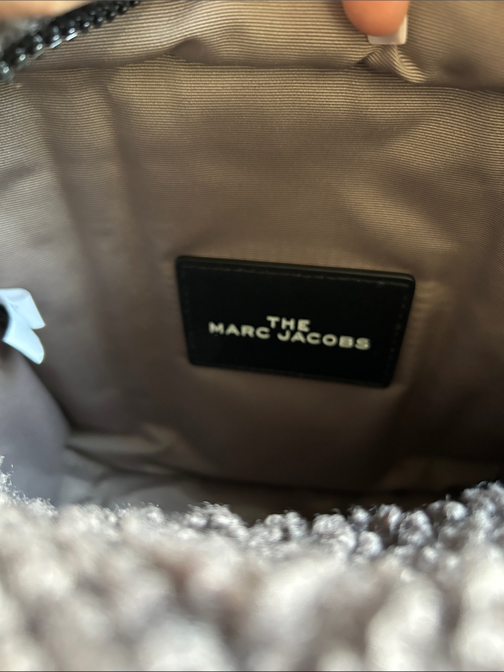 The Teddy Mini Tote Bag by Marc Jacobs never used strap not included - Picture 4 of 7